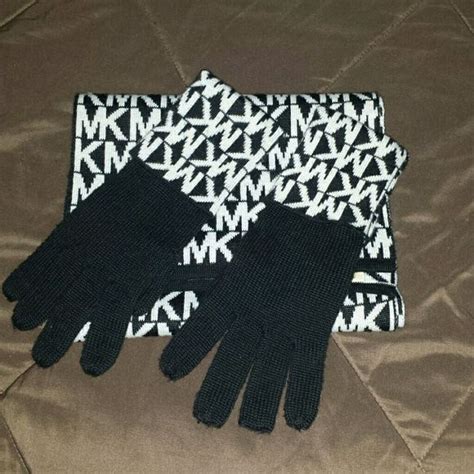 michael kors baby girls gloves|michael kors gloves and scarf.